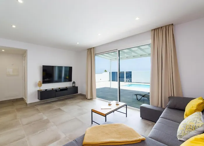 Villa Andrea Del Mar By Puerto Calero