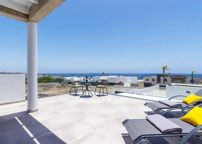 Andrea Del Mar By Villa *